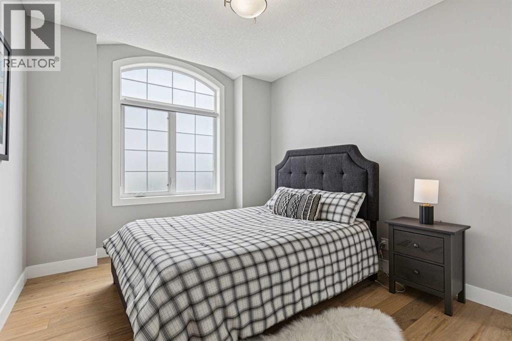 69 Yorkville Green SW — photo 28