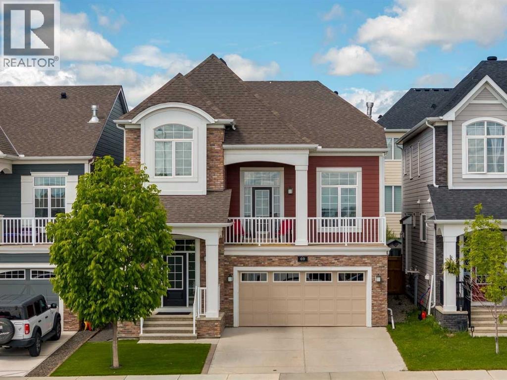 69 Yorkville Green SW