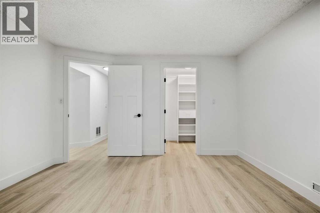 235 Lake Rosen Crescent SE — photo 38