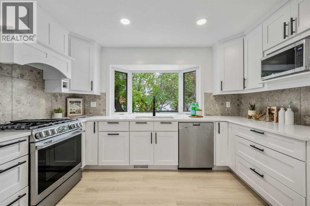 235 Lake Rosen Crescent SE — photo 15