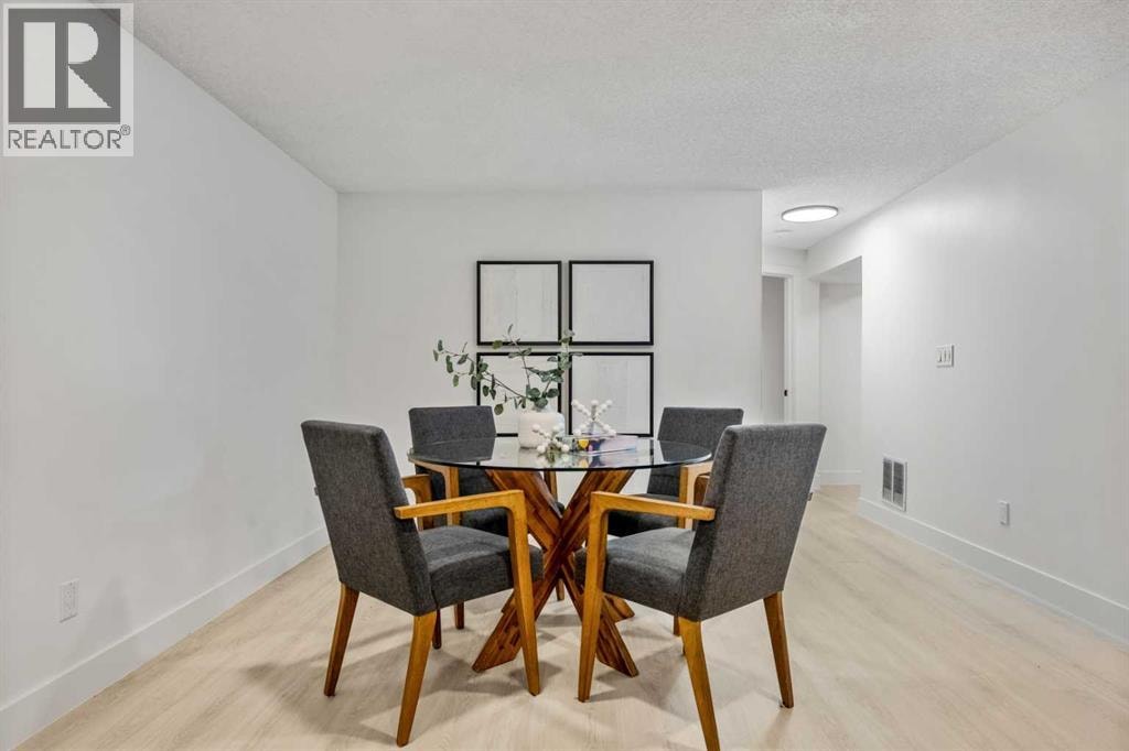 235 Lake Rosen Crescent SE — photo 36