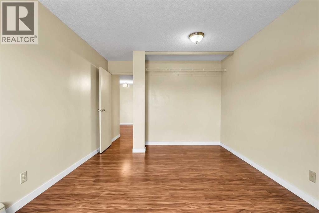 1332, 1332 Edenwold Heights NW — photo 32