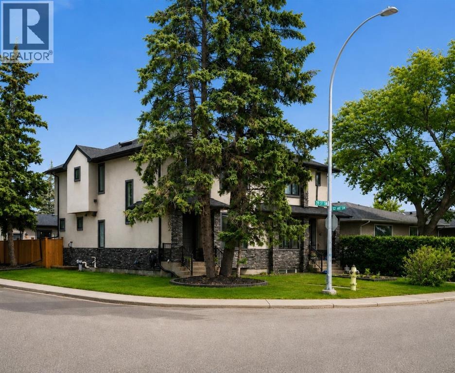 3302 39 Street SW — photo 3