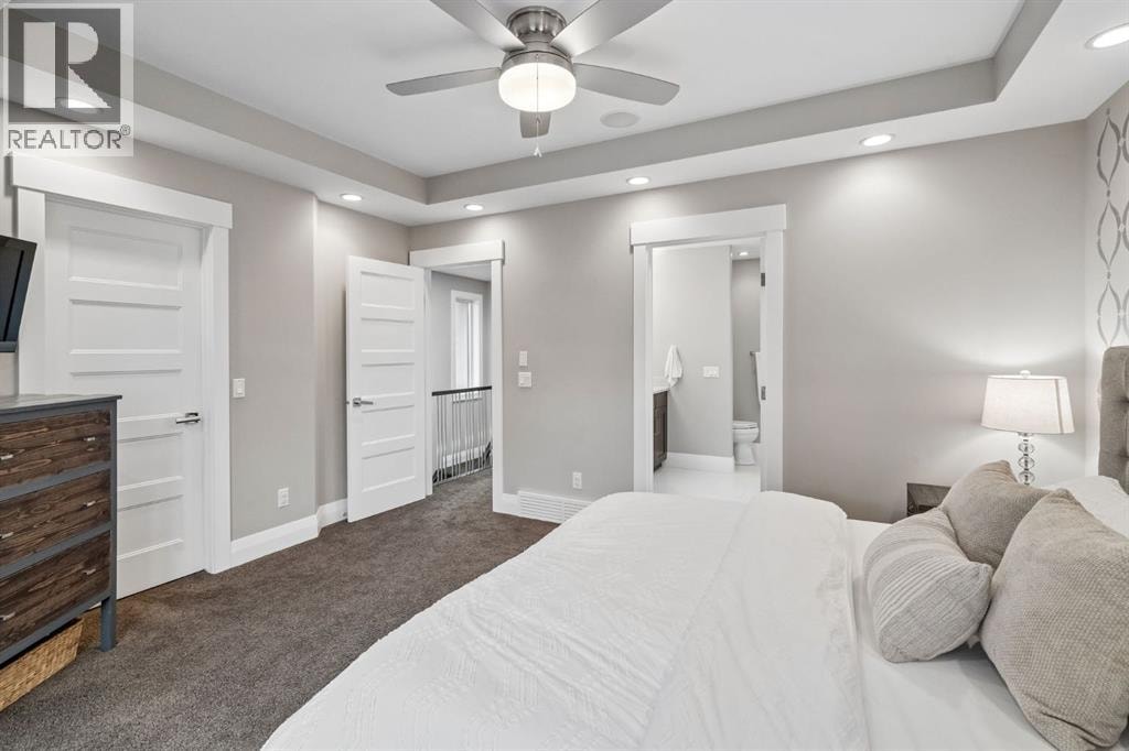 3302 39 Street SW — photo 18