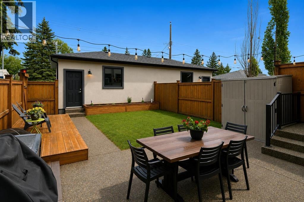 3302 39 Street SW — photo 33