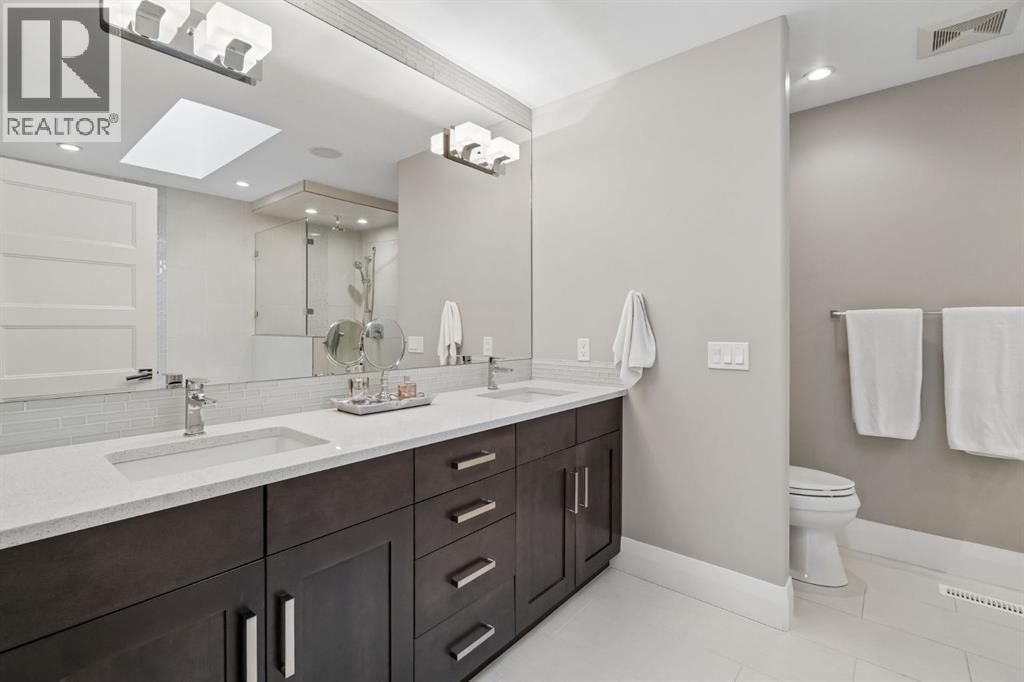 3302 39 Street SW — photo 20