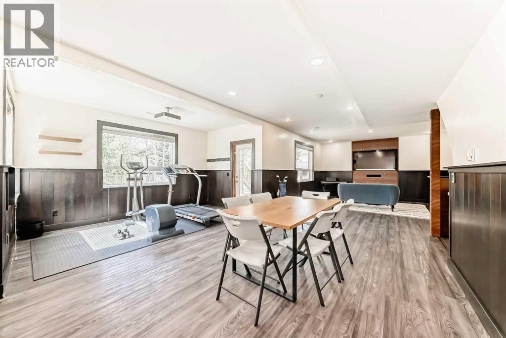 11 Cresthaven Bay SW — photo 42
