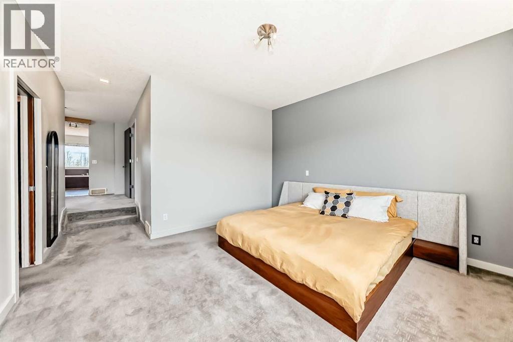 11 Cresthaven Bay SW — photo 23