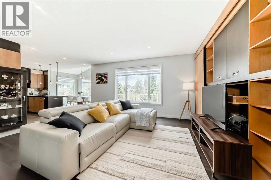 11 Cresthaven Bay SW — photo 9