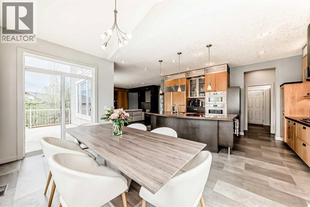 11 Cresthaven Bay SW — photo 18
