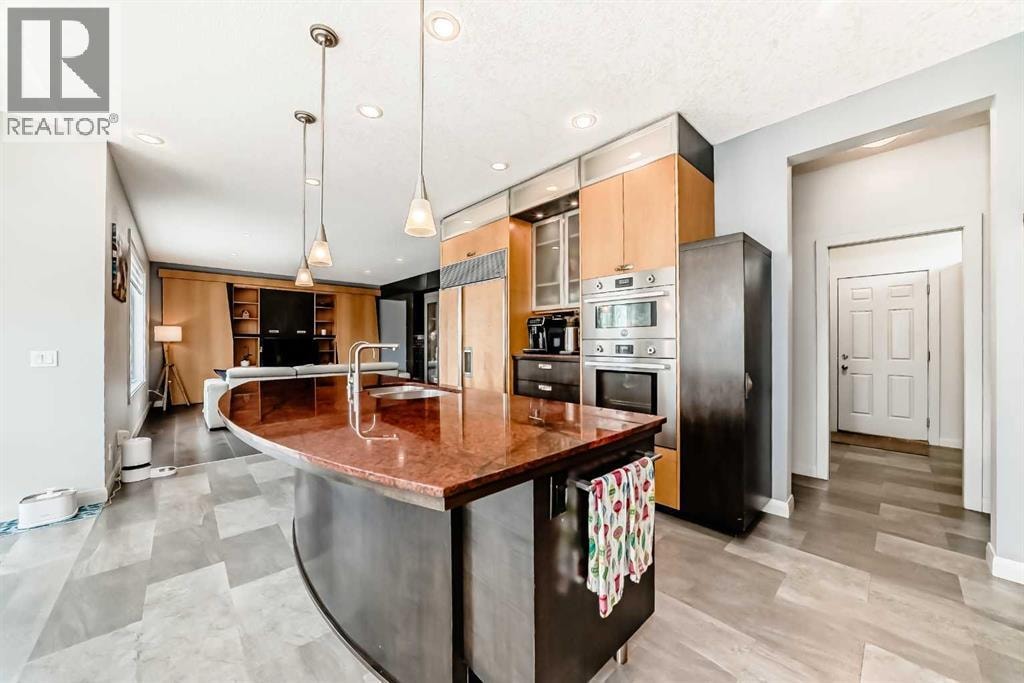 11 Cresthaven Bay SW — photo 15