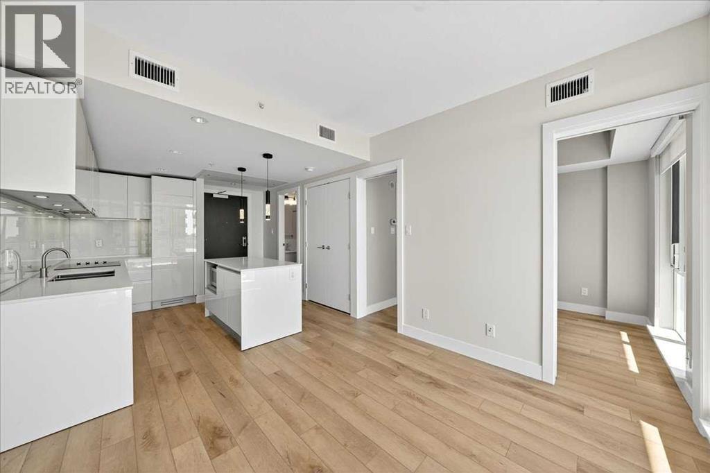2703, 1122 3 Street SE — photo 13