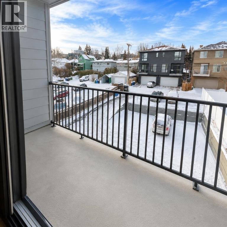 11, 2407 17 Street SW — photo 13