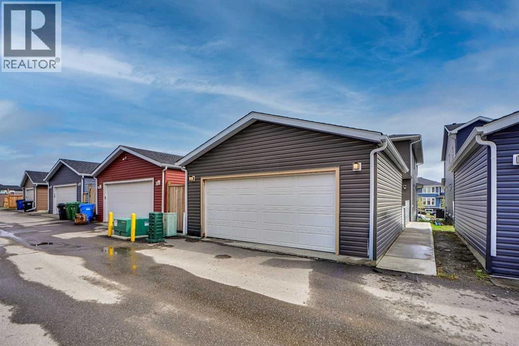 726 Redstone Drive NE — photo 48