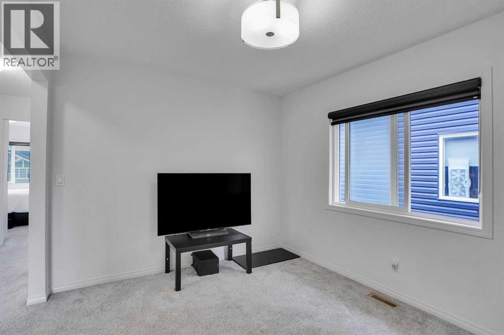 726 Redstone Drive NE — photo 34