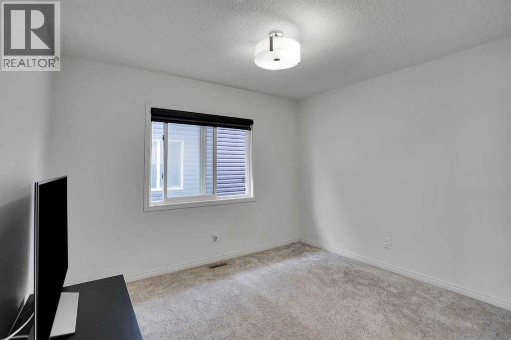 726 Redstone Drive NE — photo 33