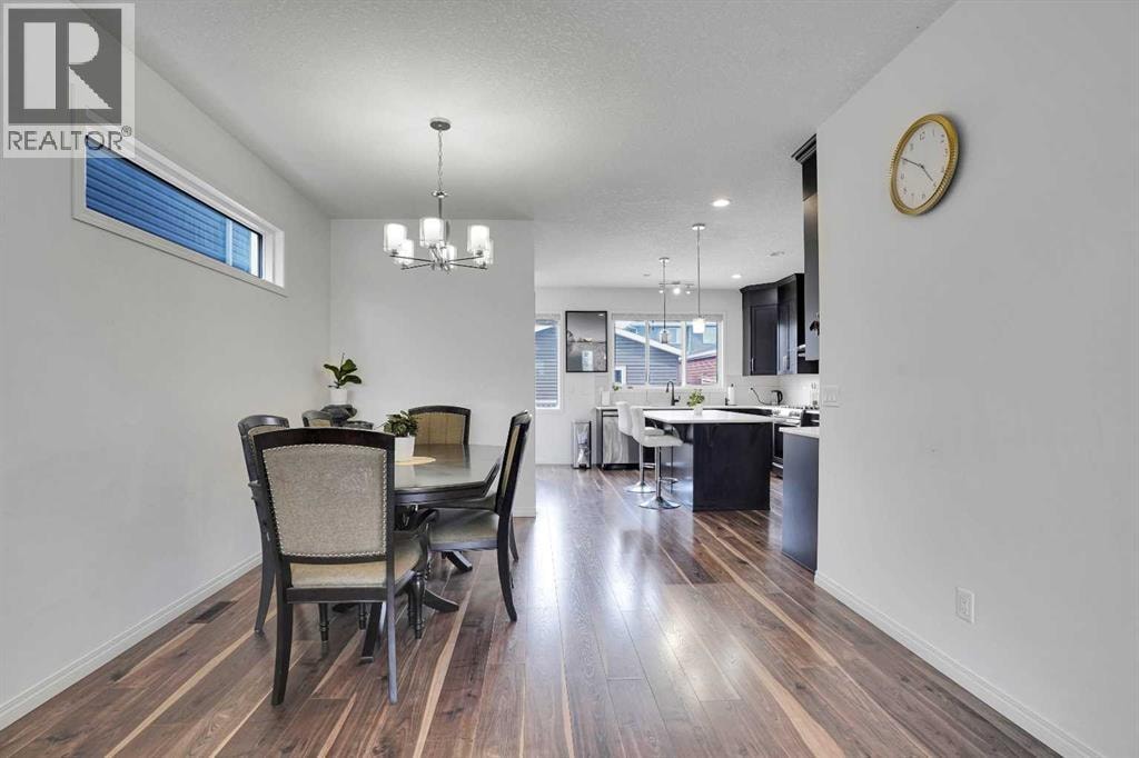726 Redstone Drive NE — photo 16