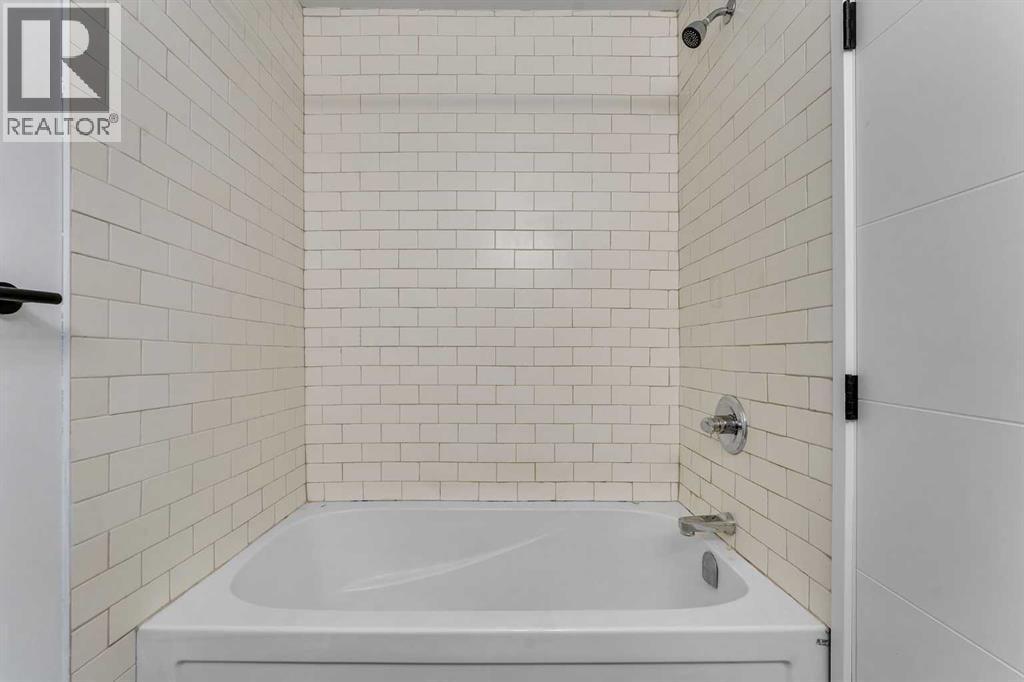 429 Georgian Villas NE — photo 16
