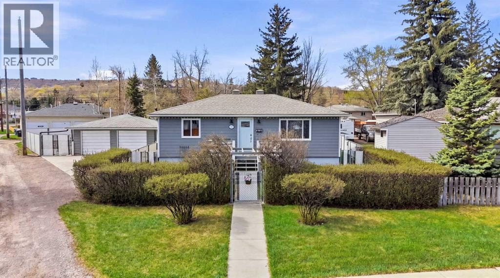 8303 Bowglen Road NW — photo 36
