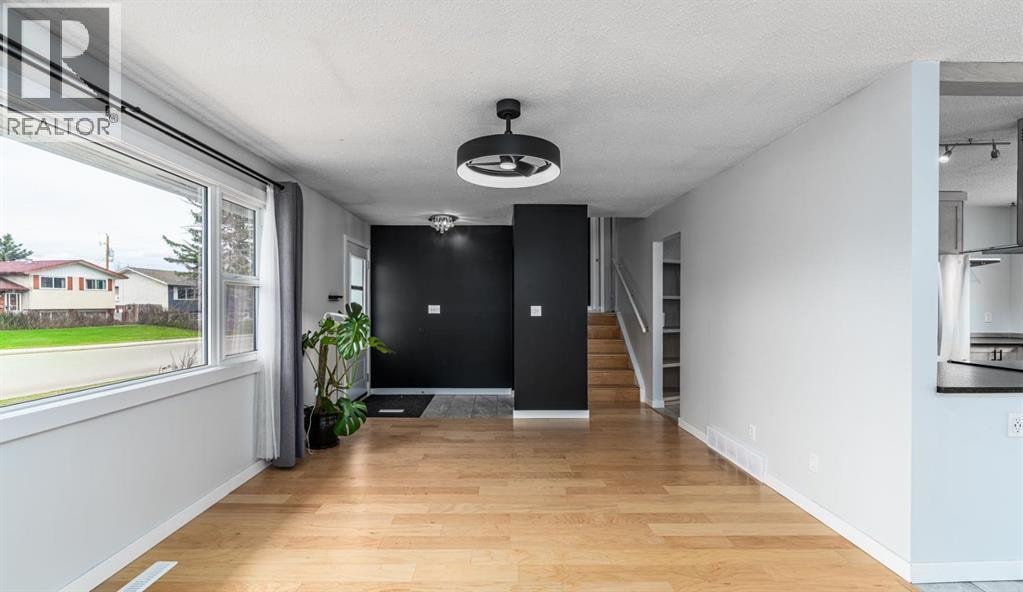5207 5 Avenue SE — photo 8