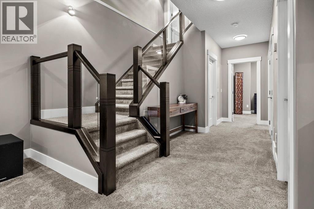 449 28 Avenue NW — photo 37