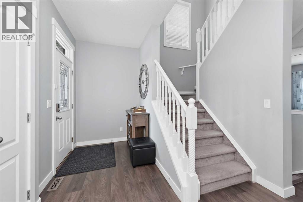 18 Skyview Shores Place NE — photo 5