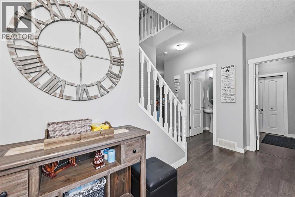 18 Skyview Shores Place NE — photo 6