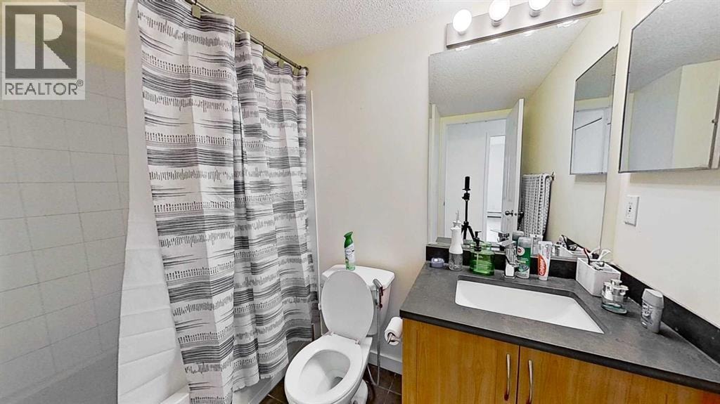 1202, 2395 Eversyde Avenue SW — photo 15