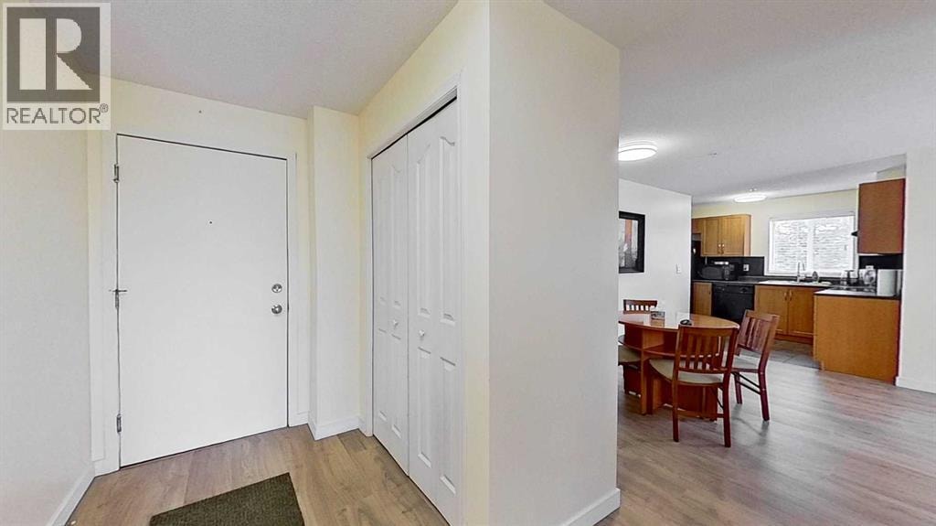 1202, 2395 Eversyde Avenue SW — photo 2