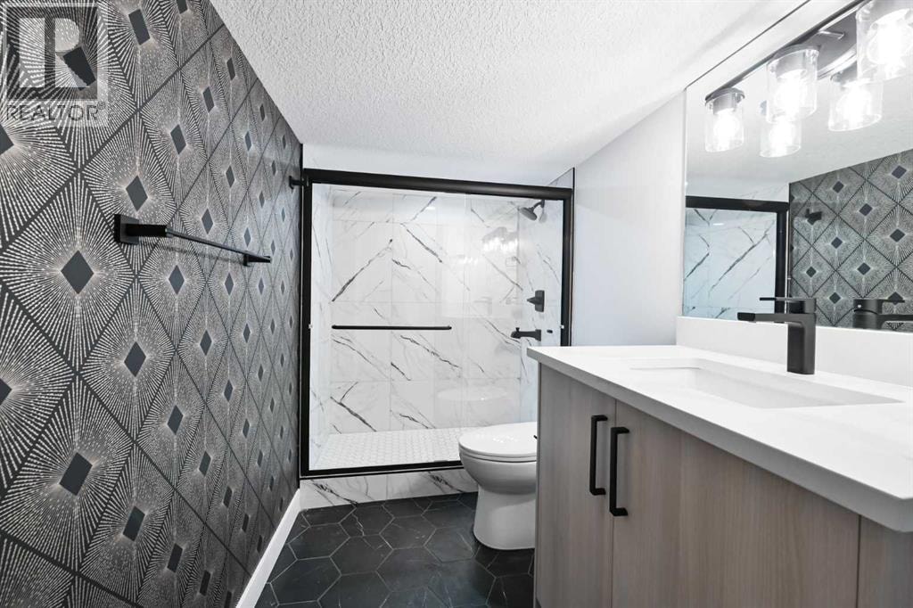 4940 45 Street SW — photo 40