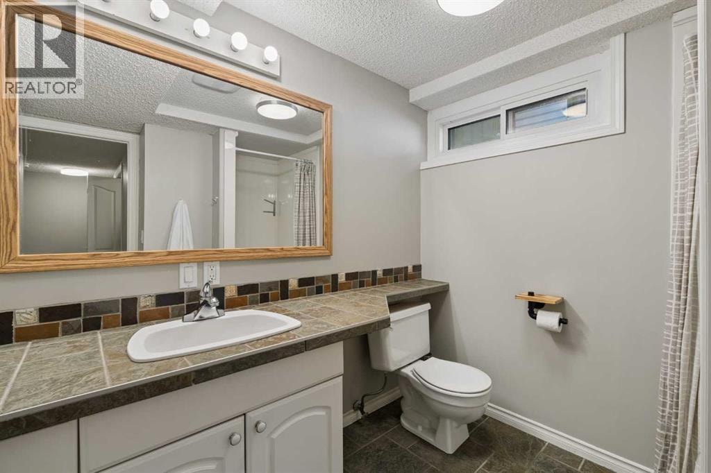 8011 Huntington Street NE — photo 32