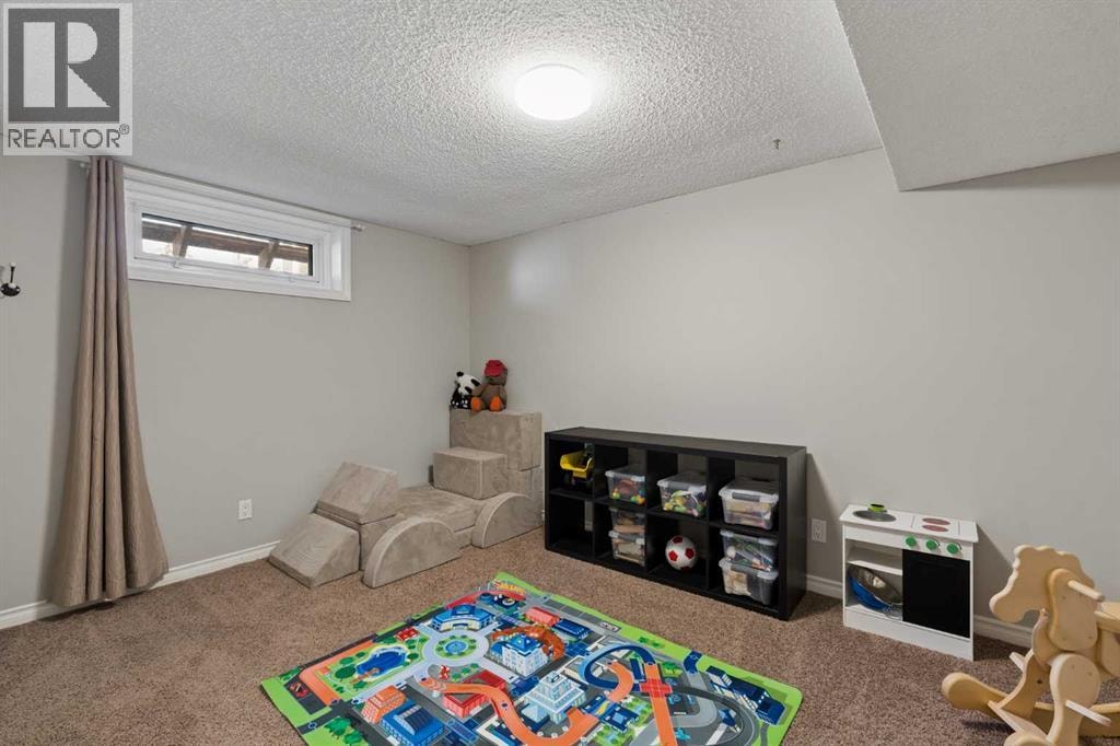 8011 Huntington Street NE — photo 34