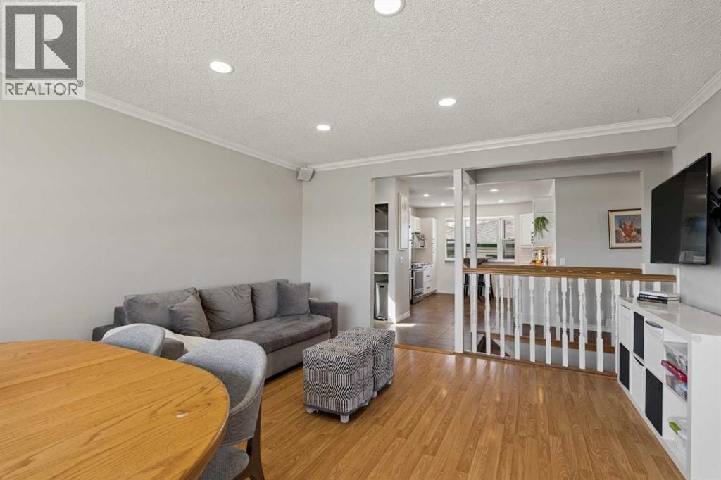 8011 Huntington Street NE — photo 9