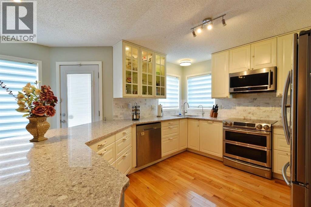 105 Coral Springs Close NE — photo 10