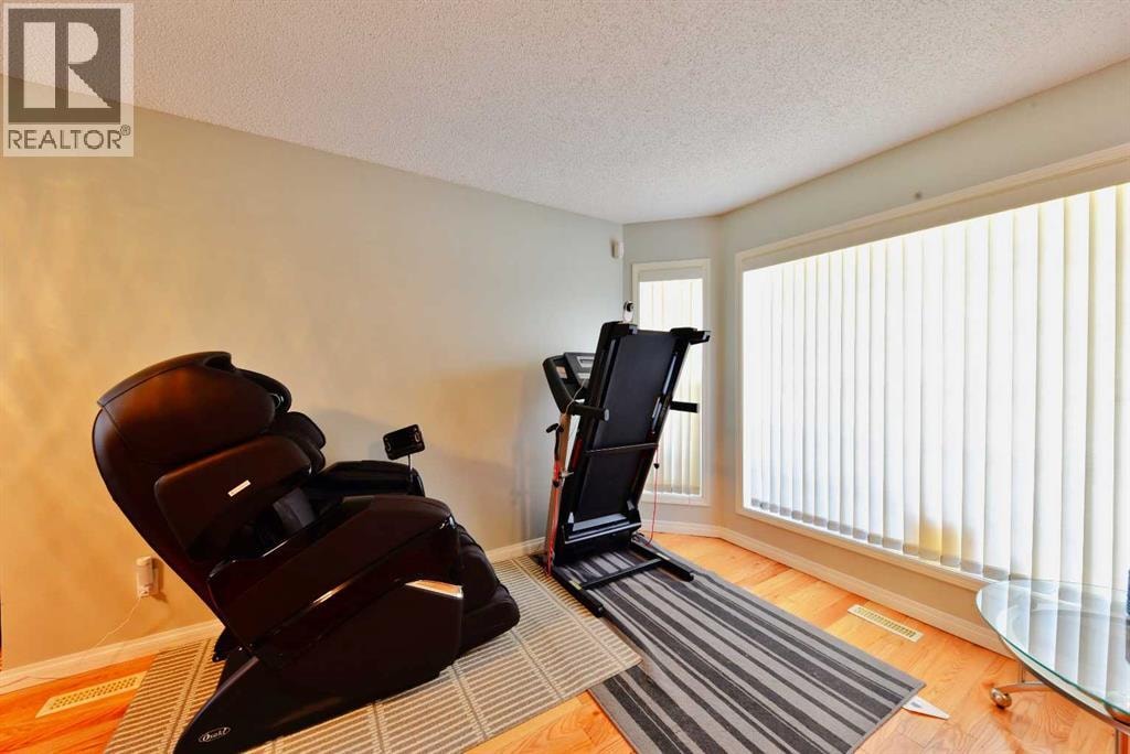 105 Coral Springs Close NE — photo 14