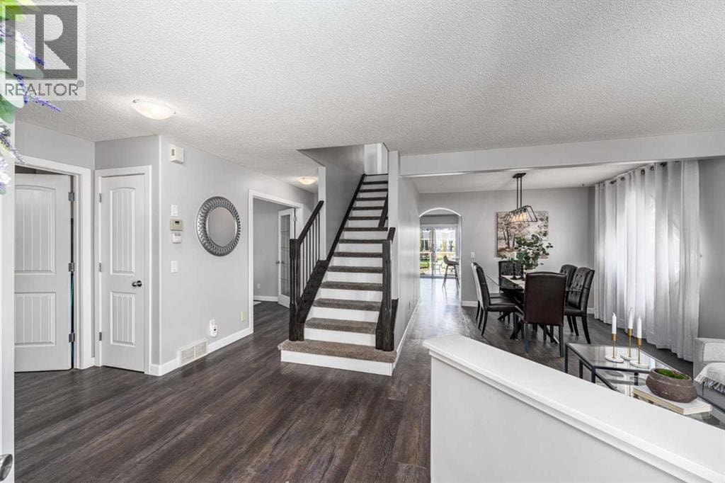 724 Luxstone Landing SW — photo 3
