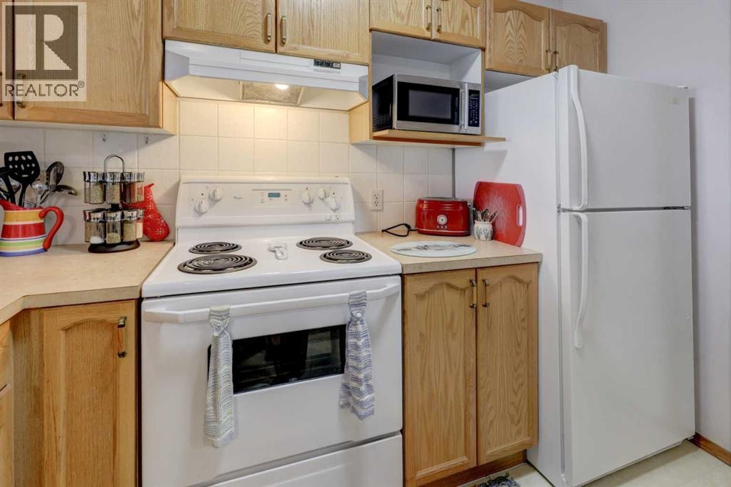 1316, 950 Arbour Lake Road NW — photo 9