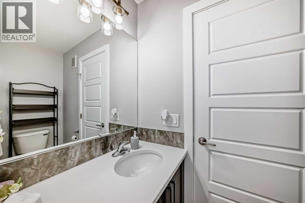 1016 Lanark Boulevard SE — photo 25