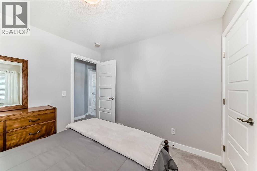 1016 Lanark Boulevard SE — photo 31