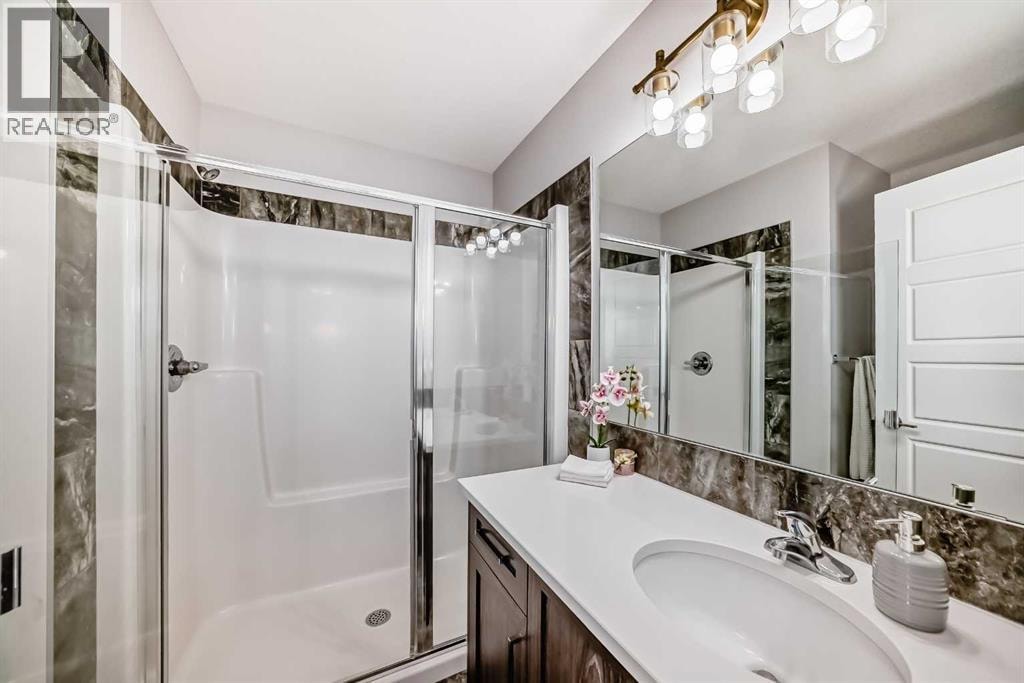1016 Lanark Boulevard SE — photo 24