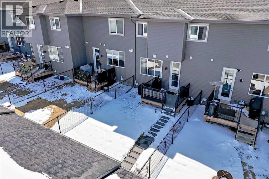 1016 Lanark Boulevard SE — photo 38