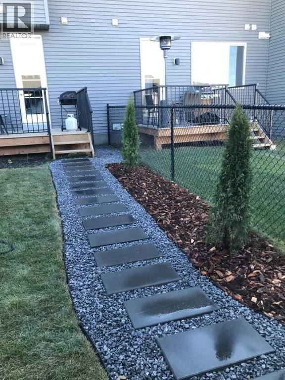 1016 Lanark Boulevard SE — photo 39