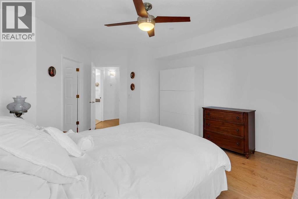 3115, 3115 Sienna Park Green SW — photo 17