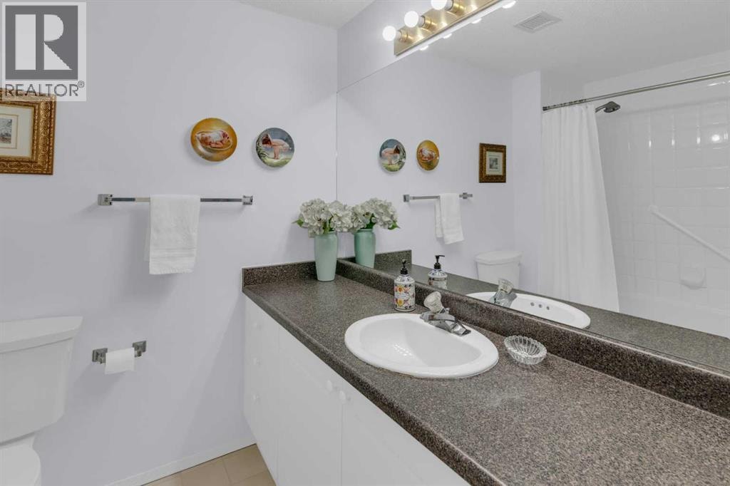 3115, 3115 Sienna Park Green SW — photo 19