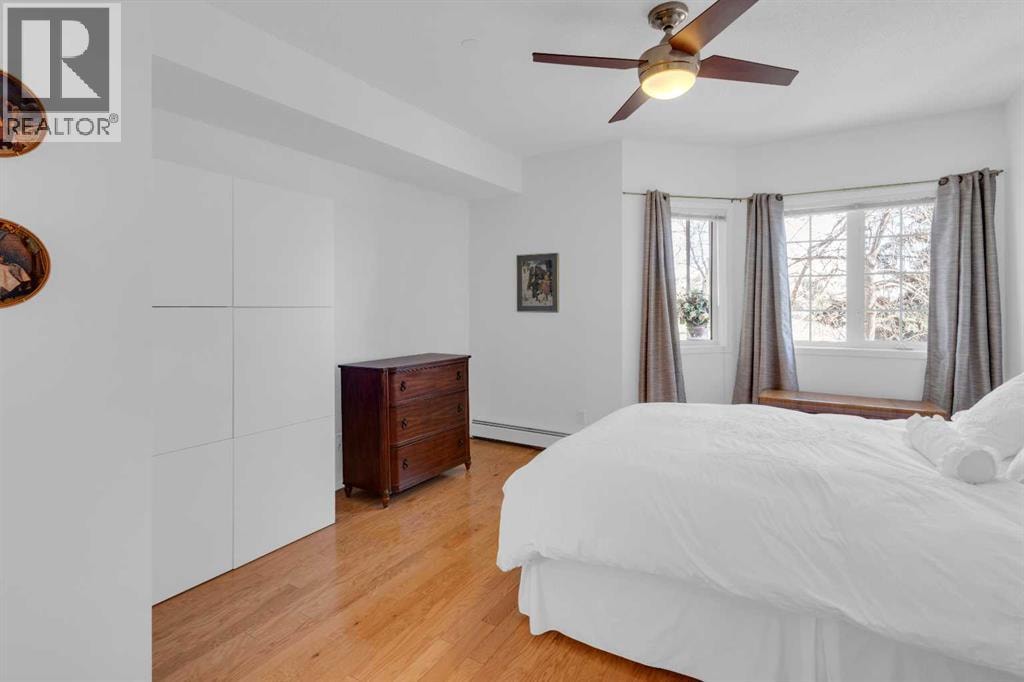 3115, 3115 Sienna Park Green SW — photo 16