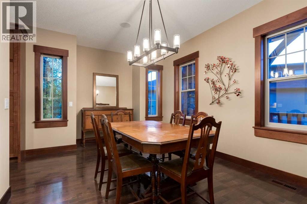 250 CRESTRIDGE Place SW — photo 21