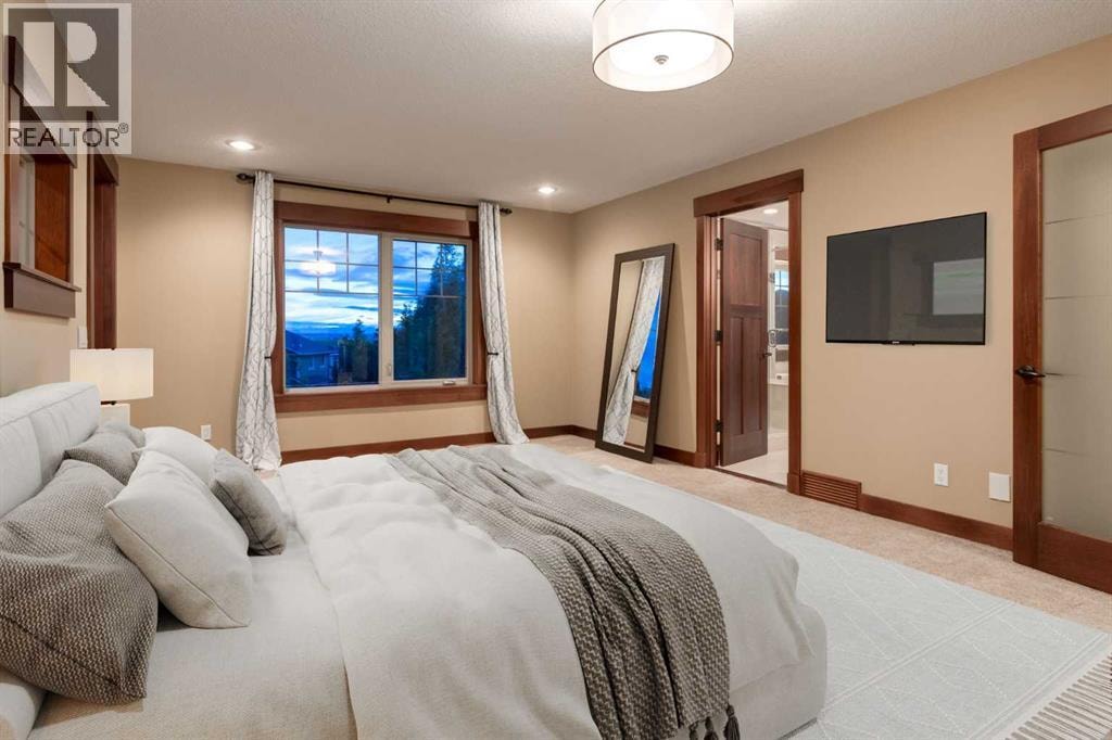 250 CRESTRIDGE Place SW — photo 31
