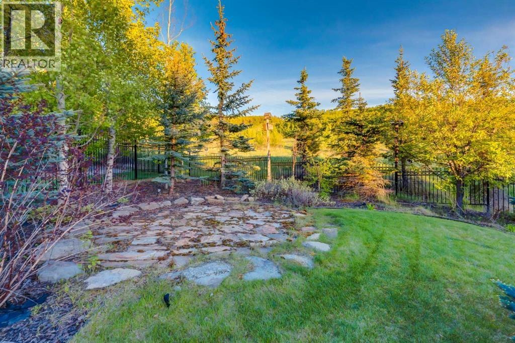 250 CRESTRIDGE Place SW — photo 49
