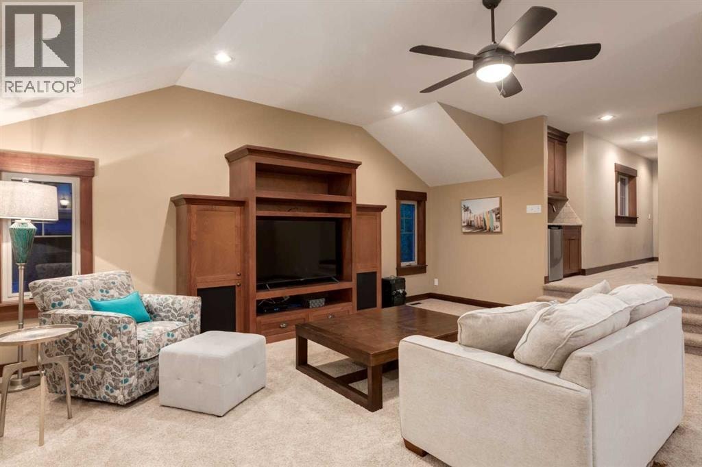 250 CRESTRIDGE Place SW — photo 41