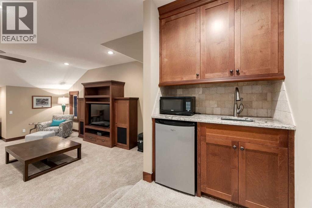 250 CRESTRIDGE Place SW — photo 40